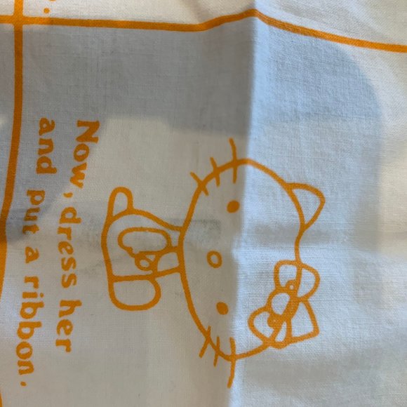 LOT OF 4 VINTAGE 1970S RARE HELLO KITTY HANDKERCHIEFS - Picture 12 of 16